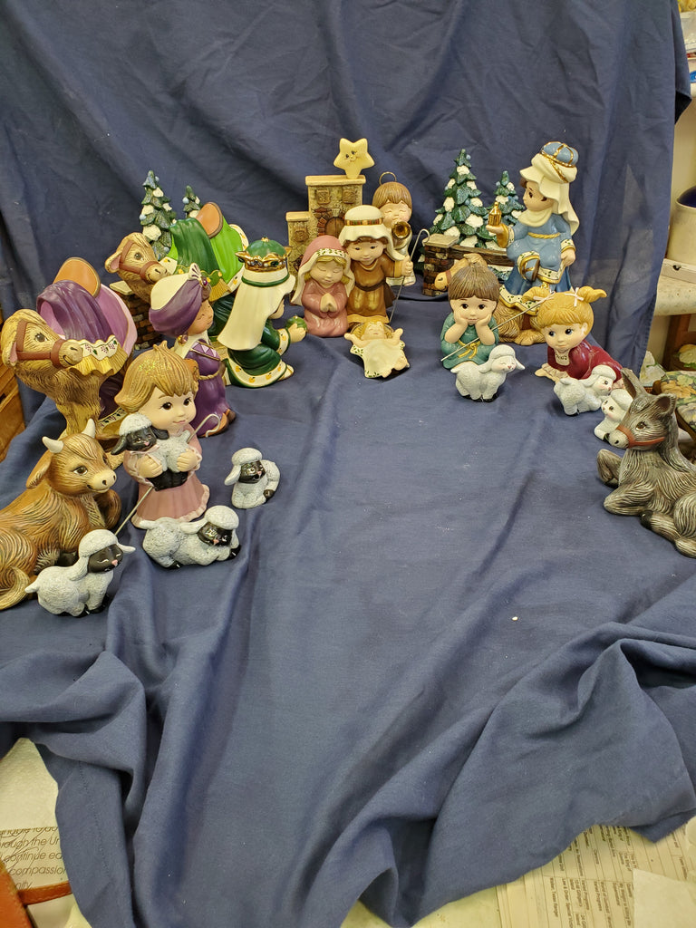 Dona's Nativity Set- Finished