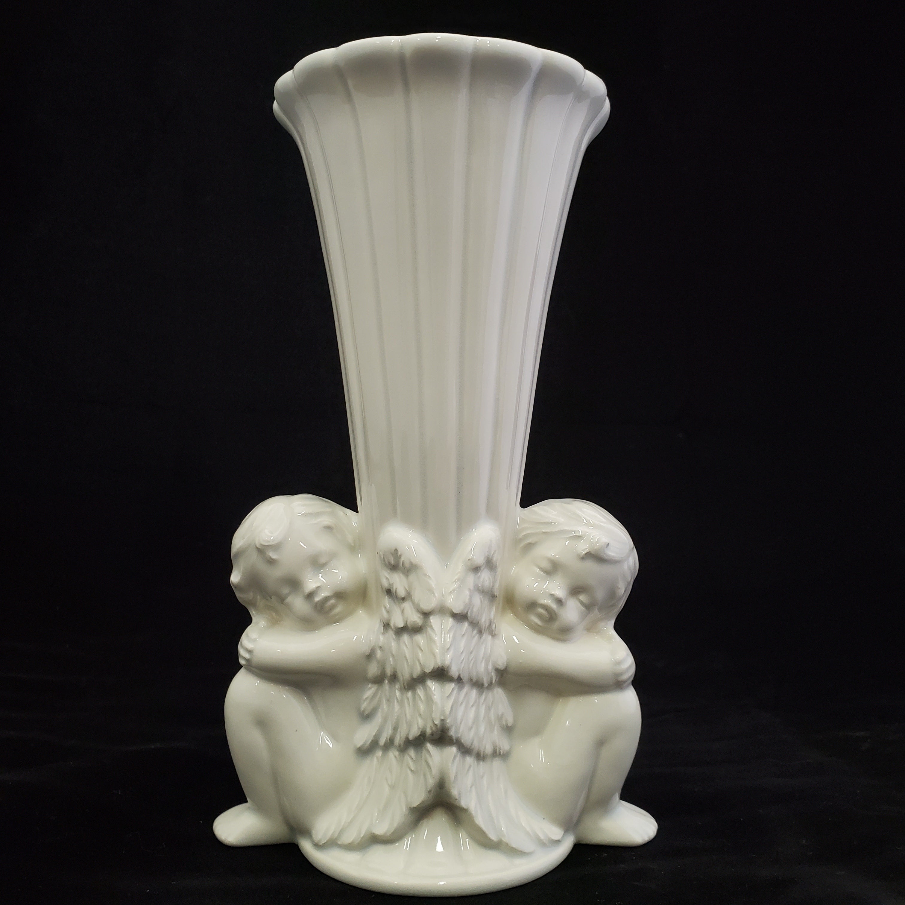 Cherub Vase- Ready to Paint